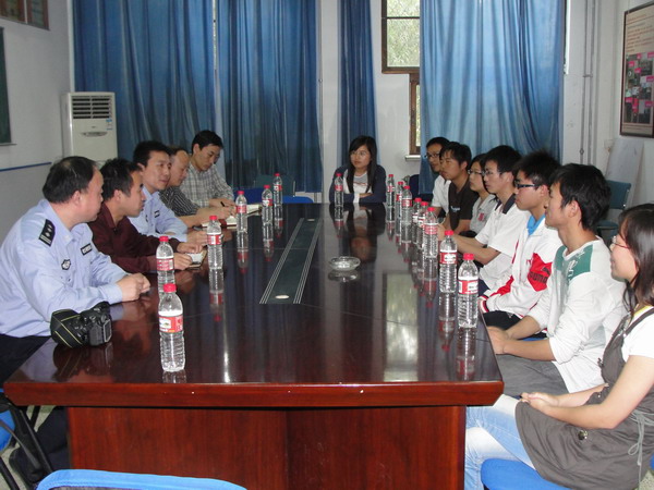 88e3d48c57ad4adfb2b46a3f21401388.jpg 80-1.jpg