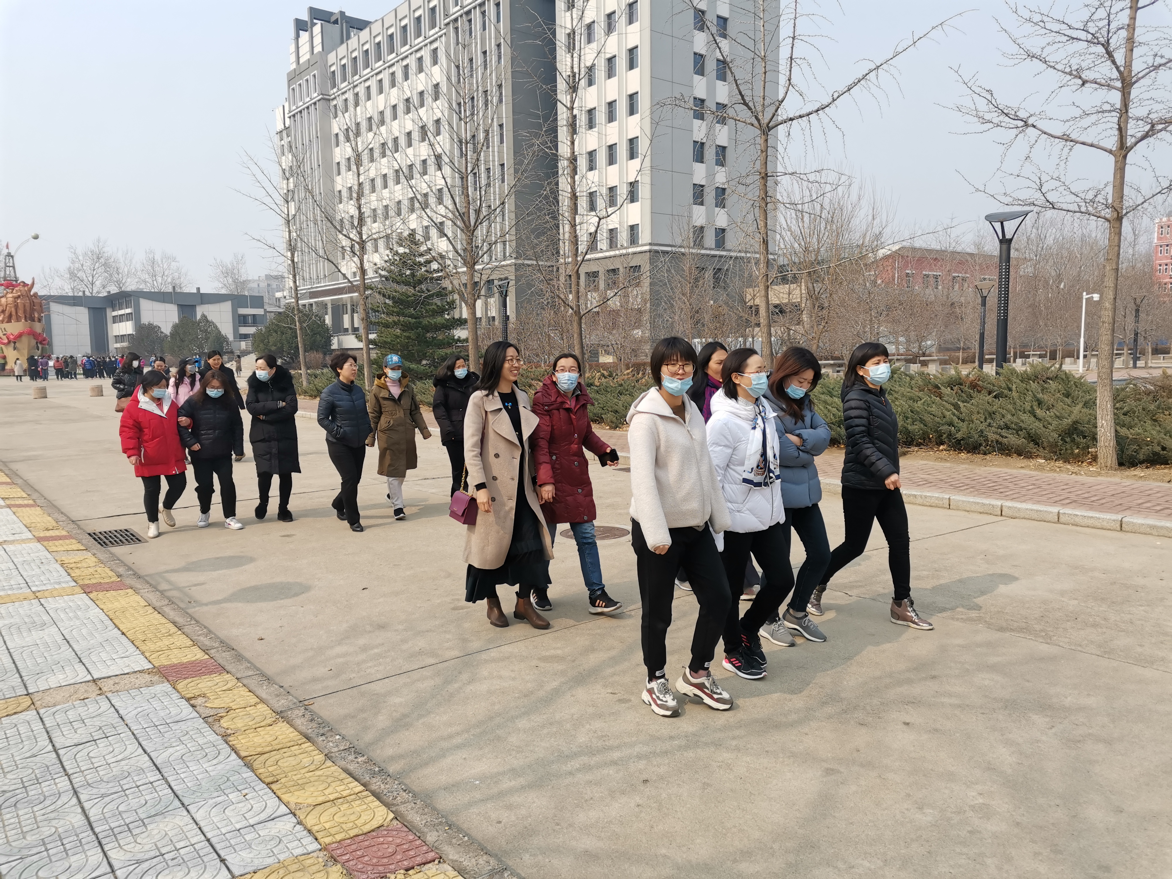 54fc6e7f58ed4f8494f76861270f5ed7.jpg 54fc6e7f58ed4f8494f76861270f5ed7.jpg