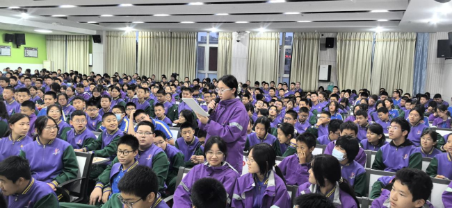 “院士开讲啦”走进凯时附中，引爆600名师生科学热情