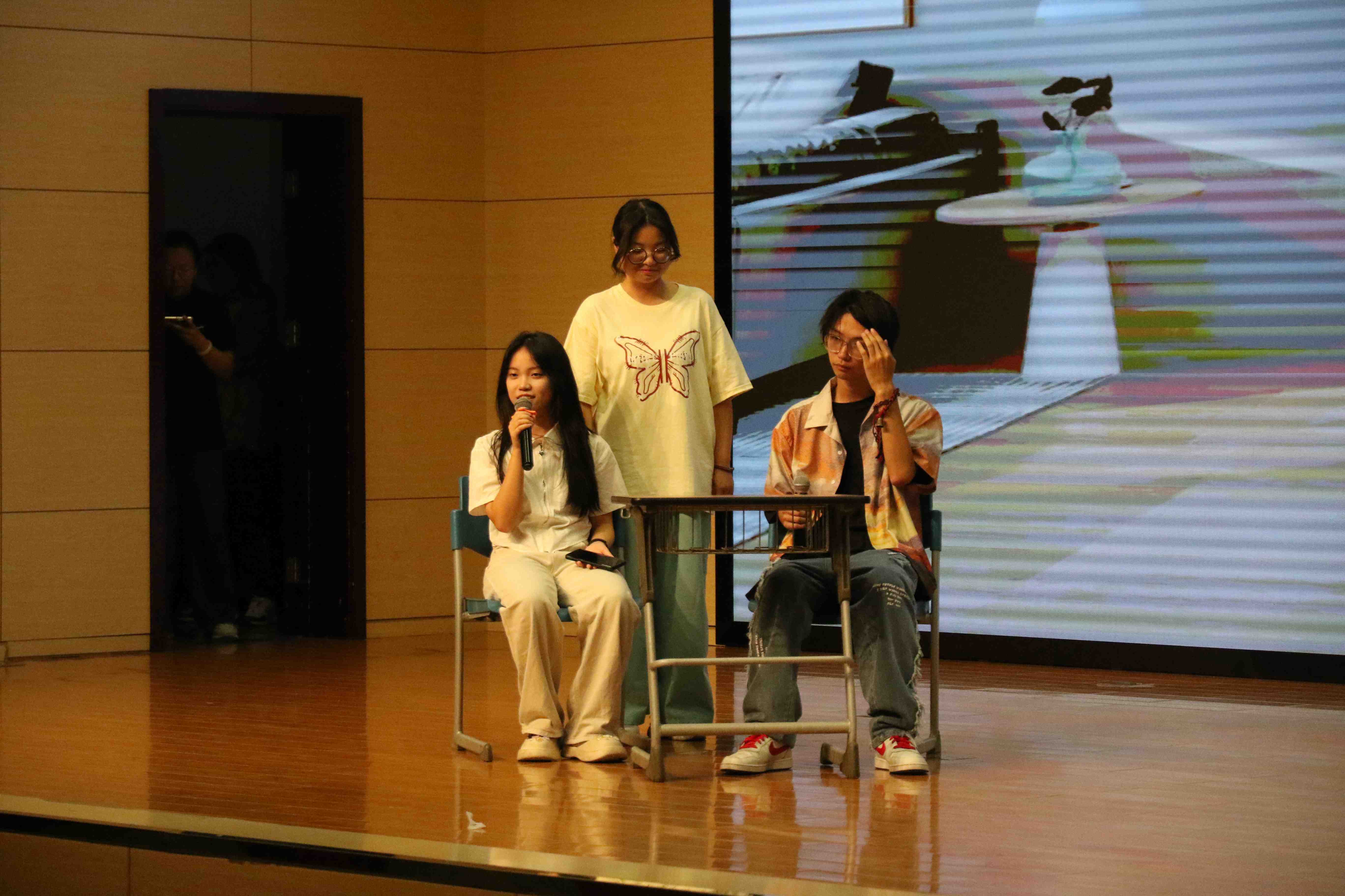 中凯时经济治理学院举行“激扬活力展风范，强身健心促生长”文体活动月 (5).jpg